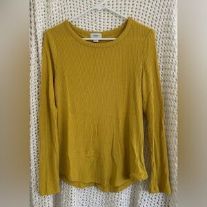 Old Navy Ribbed Long-Sleeve Crewneck Top in Mustard Yellow